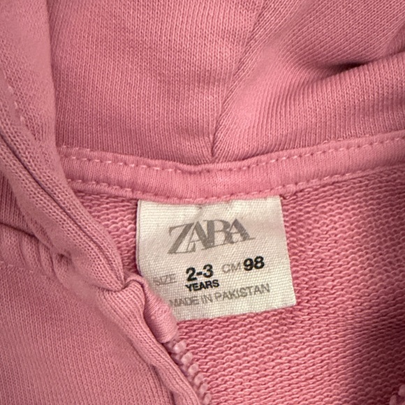 ✨5/$30✨Zara Light Pink Kids Hoodie - Picture 2 of 3